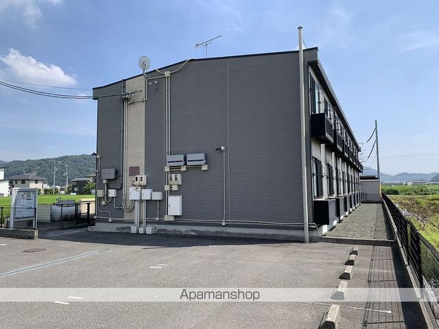 レオパレスカワミナミの外観写真