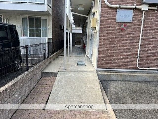レオパレスデイジーヴィラIIの玄関写真