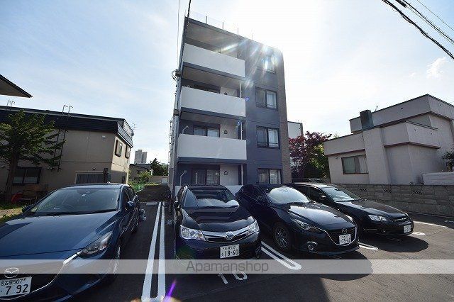 8 3W2 HACHI SANWESTNYの外観写真