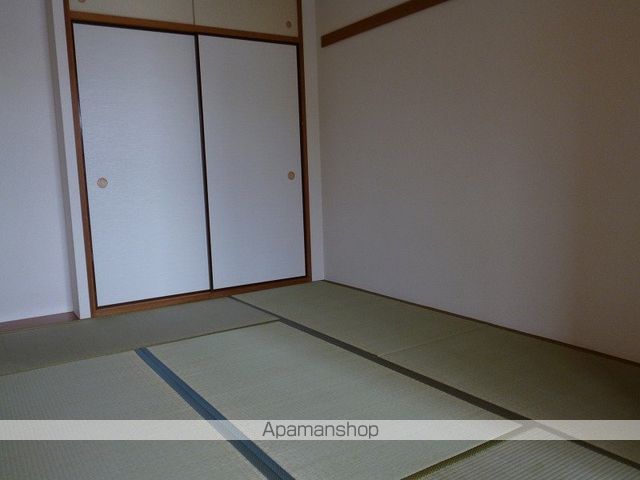 ミレニアムコート青葉台の内装写真