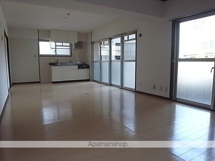 三洋ビル[3LDK/64.8m2]の内装1