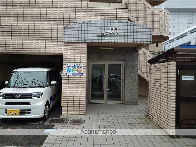 日豊本線 宮崎駅 徒歩8分 7階建 築24年の玄関写真