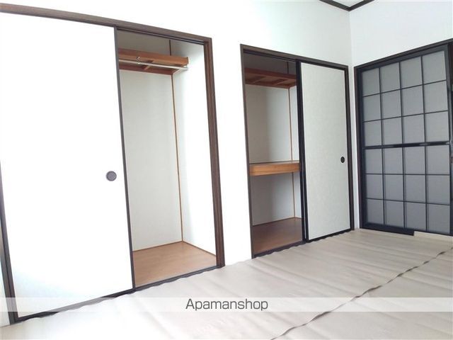 フレグランス桑原の内装写真