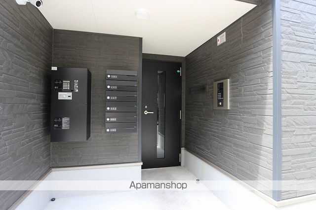 ユーズフォレシア小頭町の玄関写真