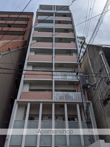 大阪市西区南堀江のマンションの外観1