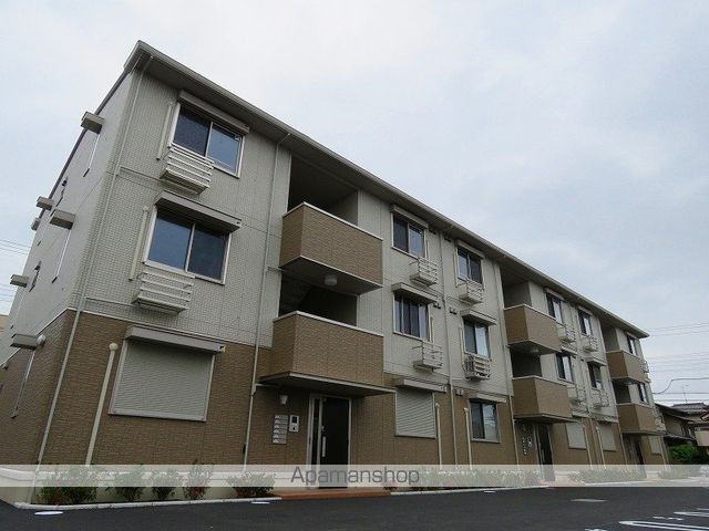 パインヒルズ胡録台の外観写真
