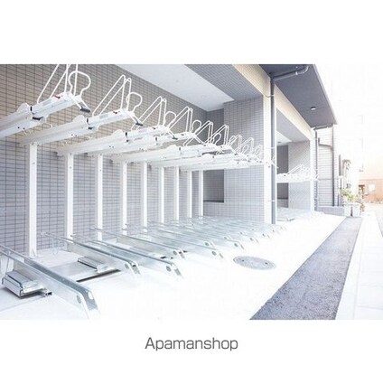 コンフォリア森下ＷＥＳＴ[1K/25.08m2]の駐車場