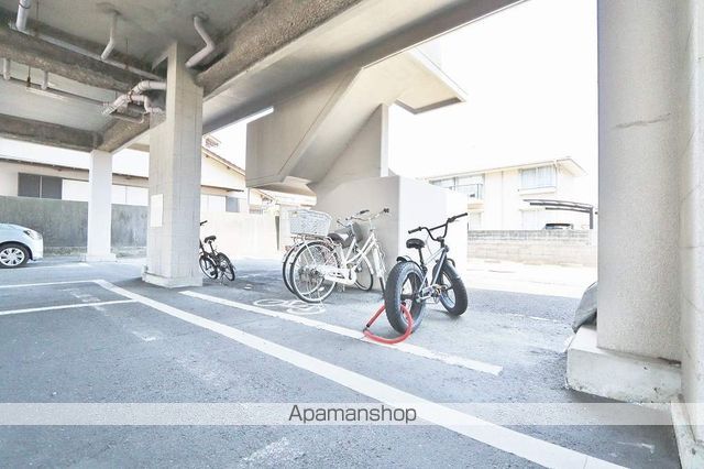 プレジデントハイツ新浜の外観写真