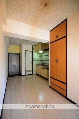 和秀舟入本町ビルの内装写真