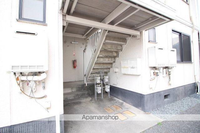 ベルホワイトKの玄関写真