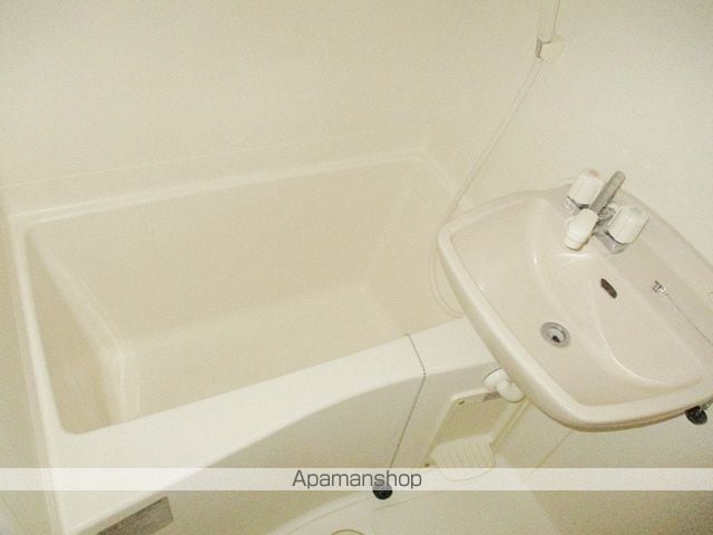 レオパレスレオーノ古府中の内装写真