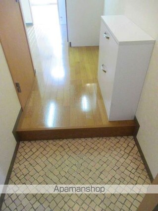 和歌山県和歌山市吉田[1K/26.8m2]の玄関