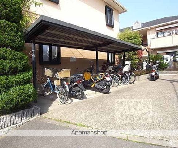 アクロポリスTの外観写真