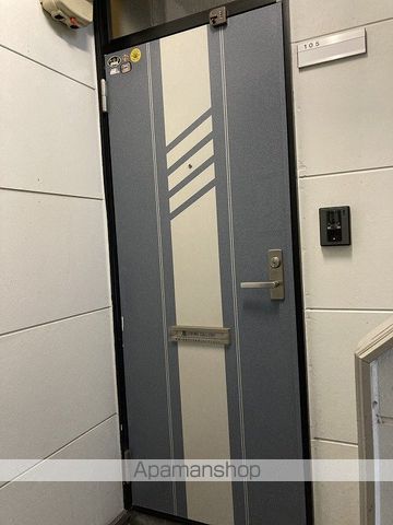 グランディールレーヴの玄関写真