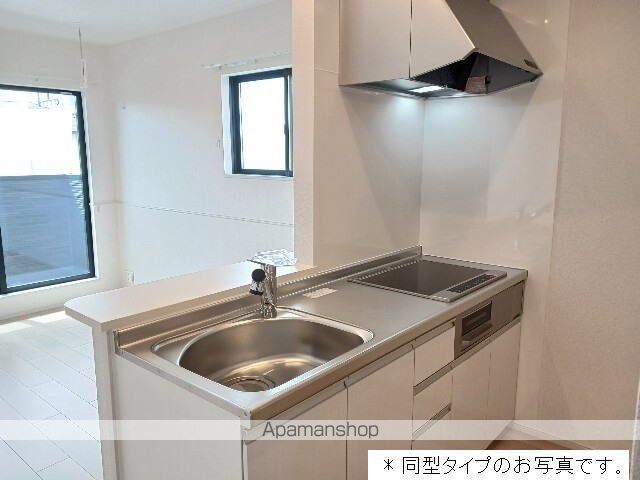 ロークァット Iの内装写真