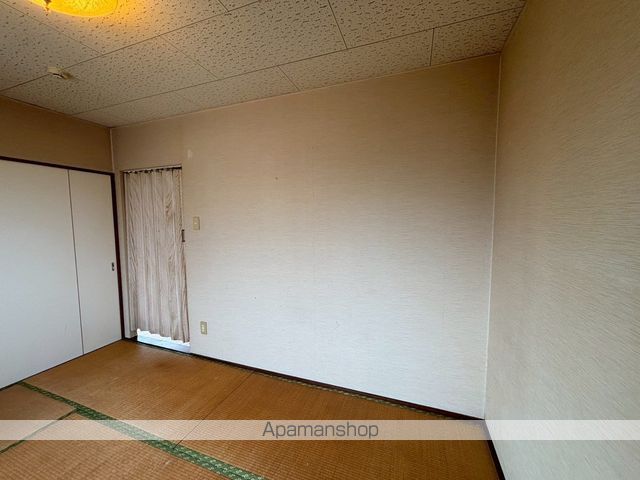 イーグル311の内装写真