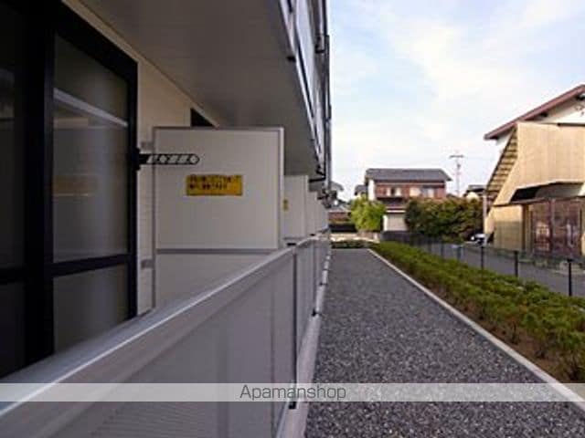 レオパレストルネード豊岡の外観写真