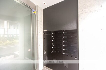 ブルシエル中目黒[1DK/30.57m2]の外観3