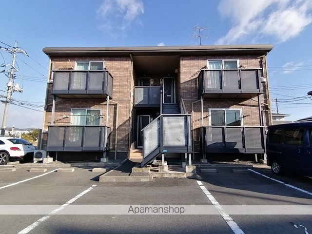 パインツリーEの外観写真