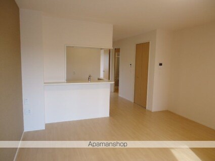 ボヌール．ｉ　Ⅲ[1LDK/46.2m2]のリビング・居間1