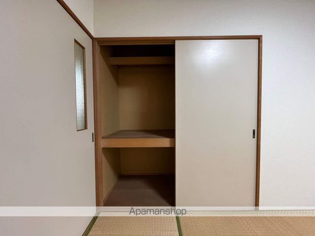 ロイヤルハイツ桑園の内装写真