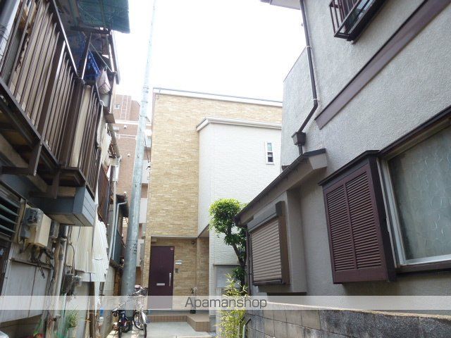 リブリ・国立東の玄関写真