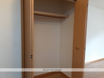 イースト．ウィング[1R/33.15m2]の収納
