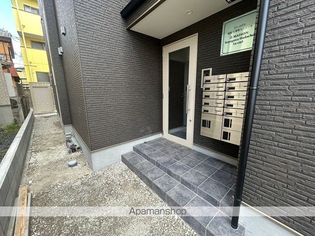 ジーメゾン寝屋川秦町ルシェールの玄関写真