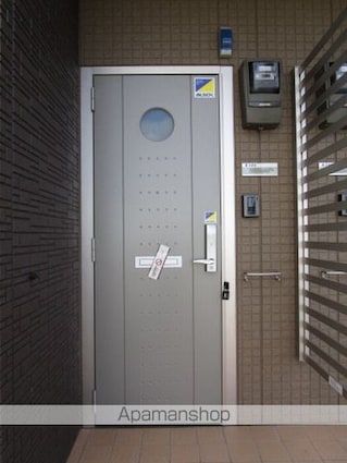 ＤーｒｏｏｍシルクマムＢ[2LDK/55.62m2]の玄関