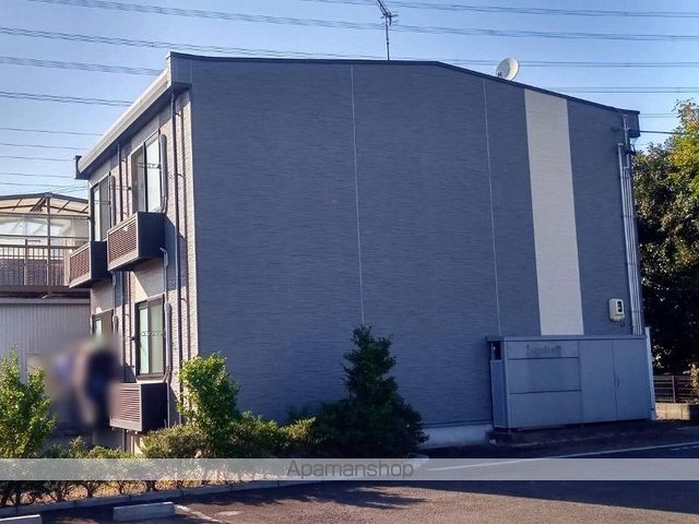 レオパレス川部の外観写真