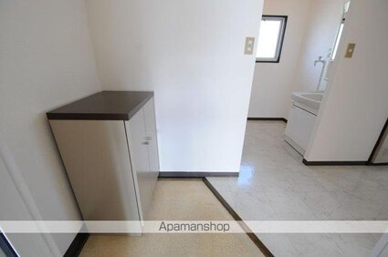 フレグランスカサイＢ棟[2DK/43m2]の玄関