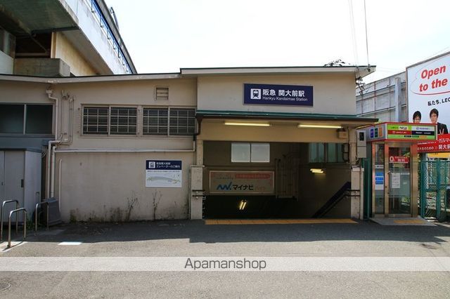 イーズIIIの周辺写真