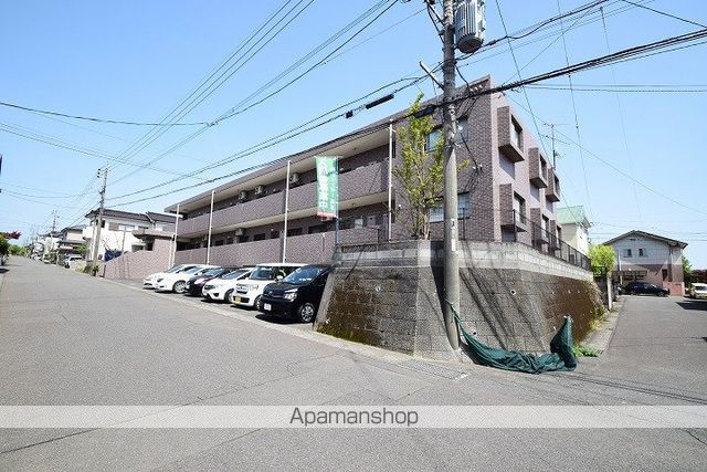 ラポール伊敷の外観写真
