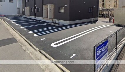 ラ・ルミエール土器西Ａ棟[1LDK/45.36m2]の駐車場