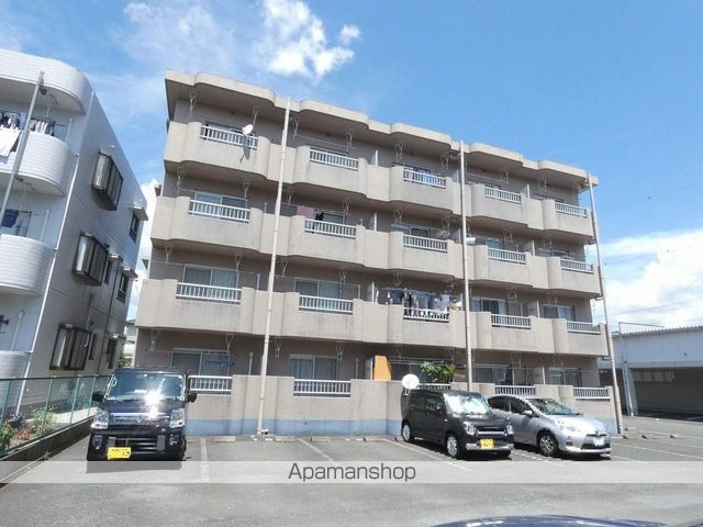 マンションリーフIの外観写真