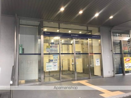 東京都新宿区新小川町[2LDK/52.16m2]の周辺3