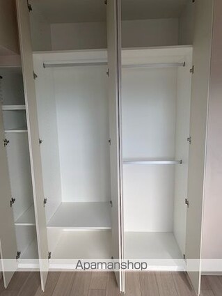 ステラメゾン三軒茶屋[2LDK/51.53m2]の収納