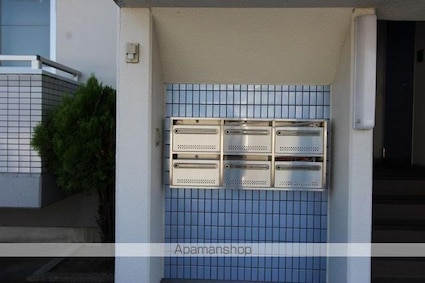 香川県高松市太田下町[3LDK/72.95m2]の共用部2