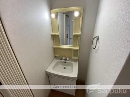 ヴィラ・アンソレイエ朝生田[3DK/51.84m2]の洗面所