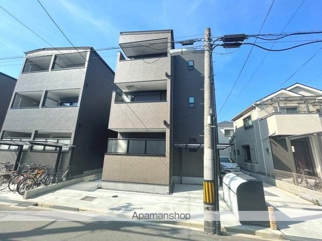 セレニティ池田A棟の外観写真