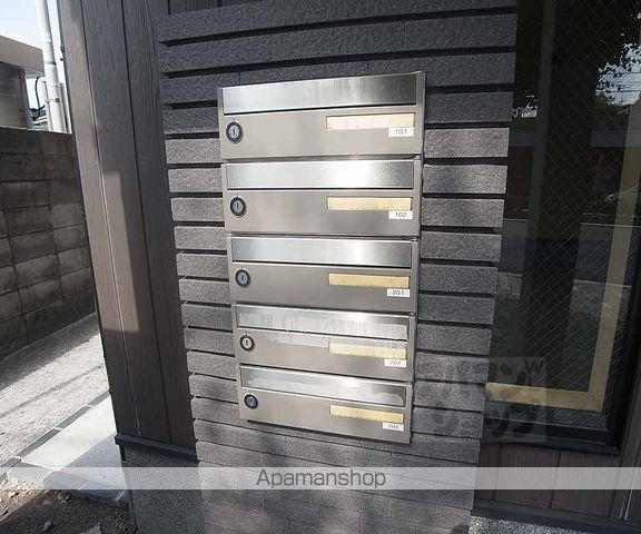 アパートメントSAIの外観写真