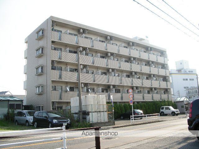 アーバン多の津の外観写真