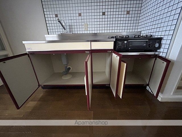 ミッションデルタの内装写真