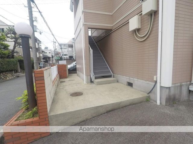 ラフィーネ曽根IIIの玄関写真