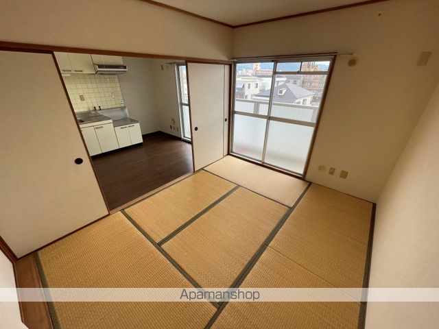 キャッスル東花園の内装写真