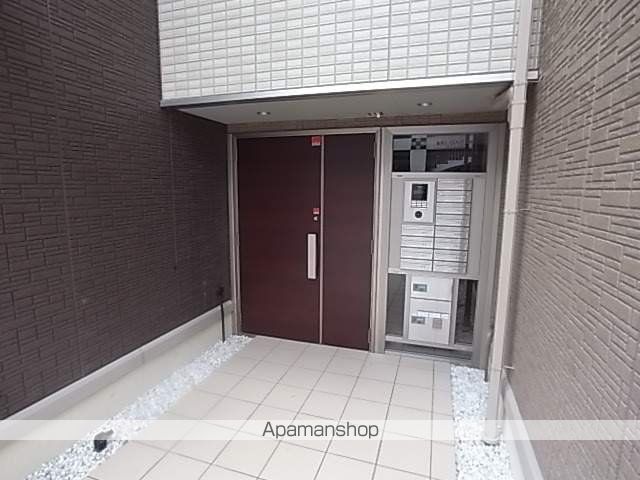 EVISTAGE甲子園の玄関写真