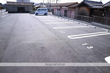 ＣＡＳＡ　ＧＲＡＮＤＥ　Ｄ[3LDK/67.11m2]の駐車場2