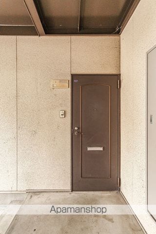 エクセレントカーサ石井の玄関写真