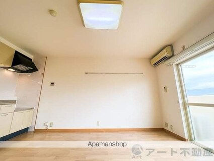 愛媛県松山市南梅本町[1R/28.75m2]の内装3