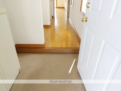 リフレイン　北大町[2LDK/72.6m2]の玄関